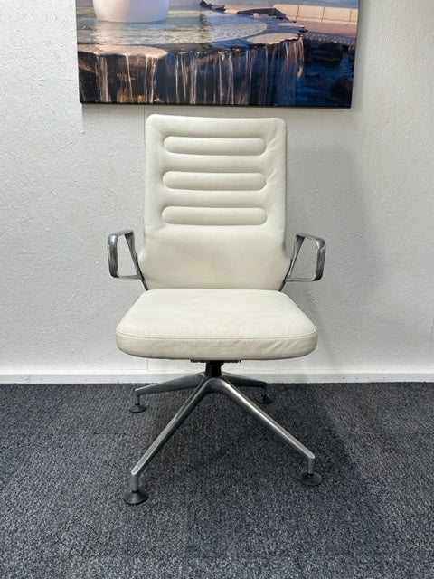 Vitra AC4 Meeting Chair