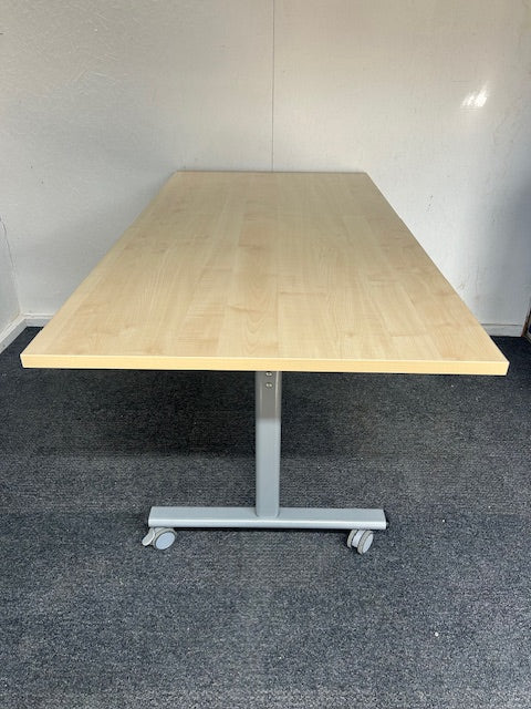 Flip Top Table in 25mm Maple Finish / Silver Frame