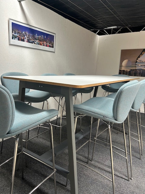 High Meeting Table/ Breakout kitchen table with 8 chairs / stools